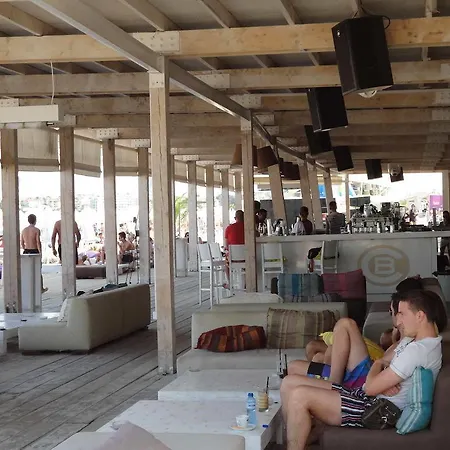 דירה Aparthotel Elit 2 סאני ביץ'