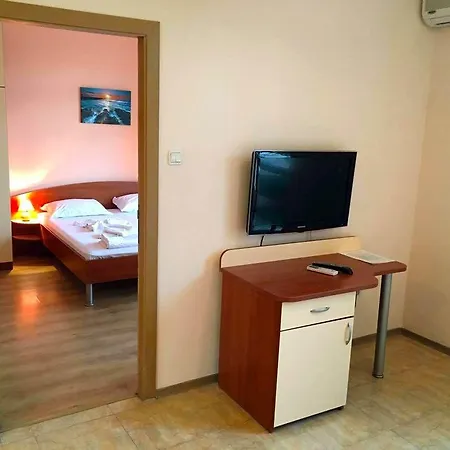 דירה Aparthotel Elit 2 סאני ביץ'
