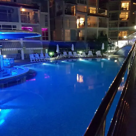 Aparthotel Elit 2 * סאני ביץ'