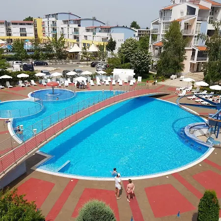 Aparthotel Elit 2 * סאני ביץ'